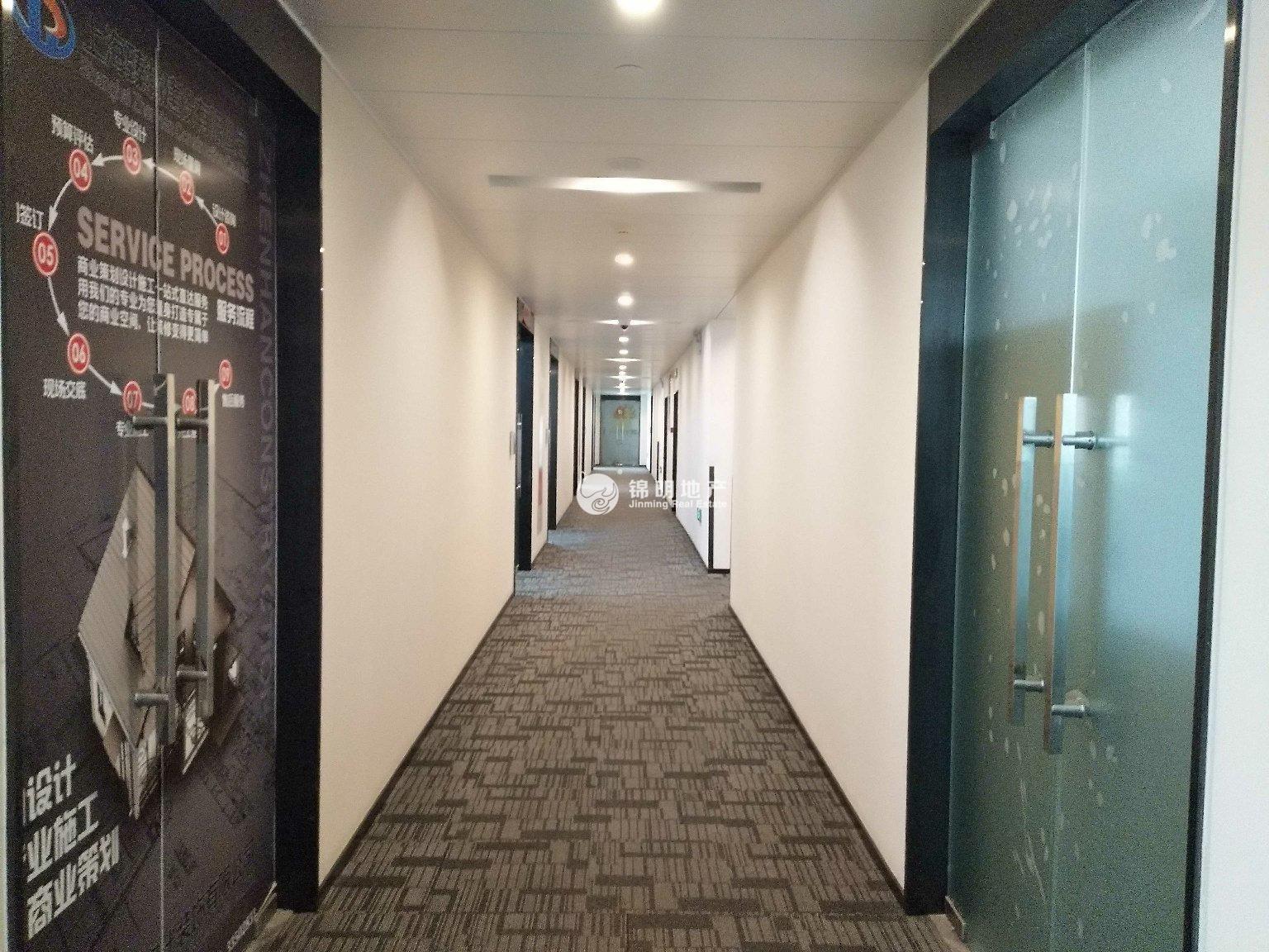 莘庄世宏金源中心112平米写字楼出租